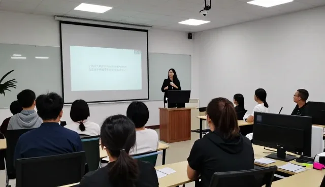 提示词有什么用:澄清常见误区与实用解析